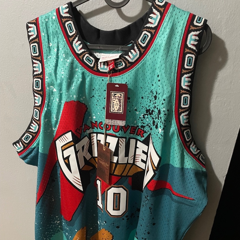Mitchell & Ness Vancouver Grizzlies Teal Red Basketball Jersey